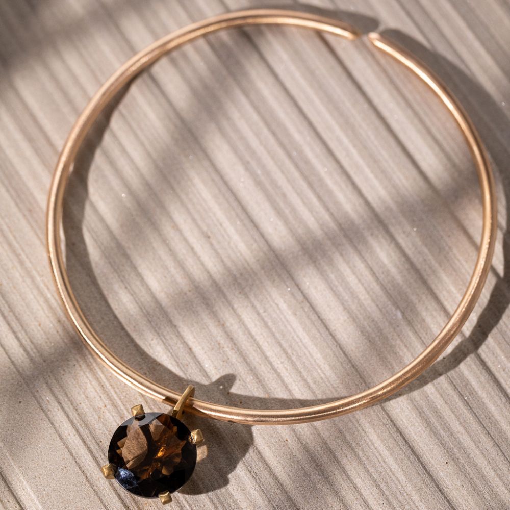 SMOKY QUARTZ ROUND GEO TORQUE