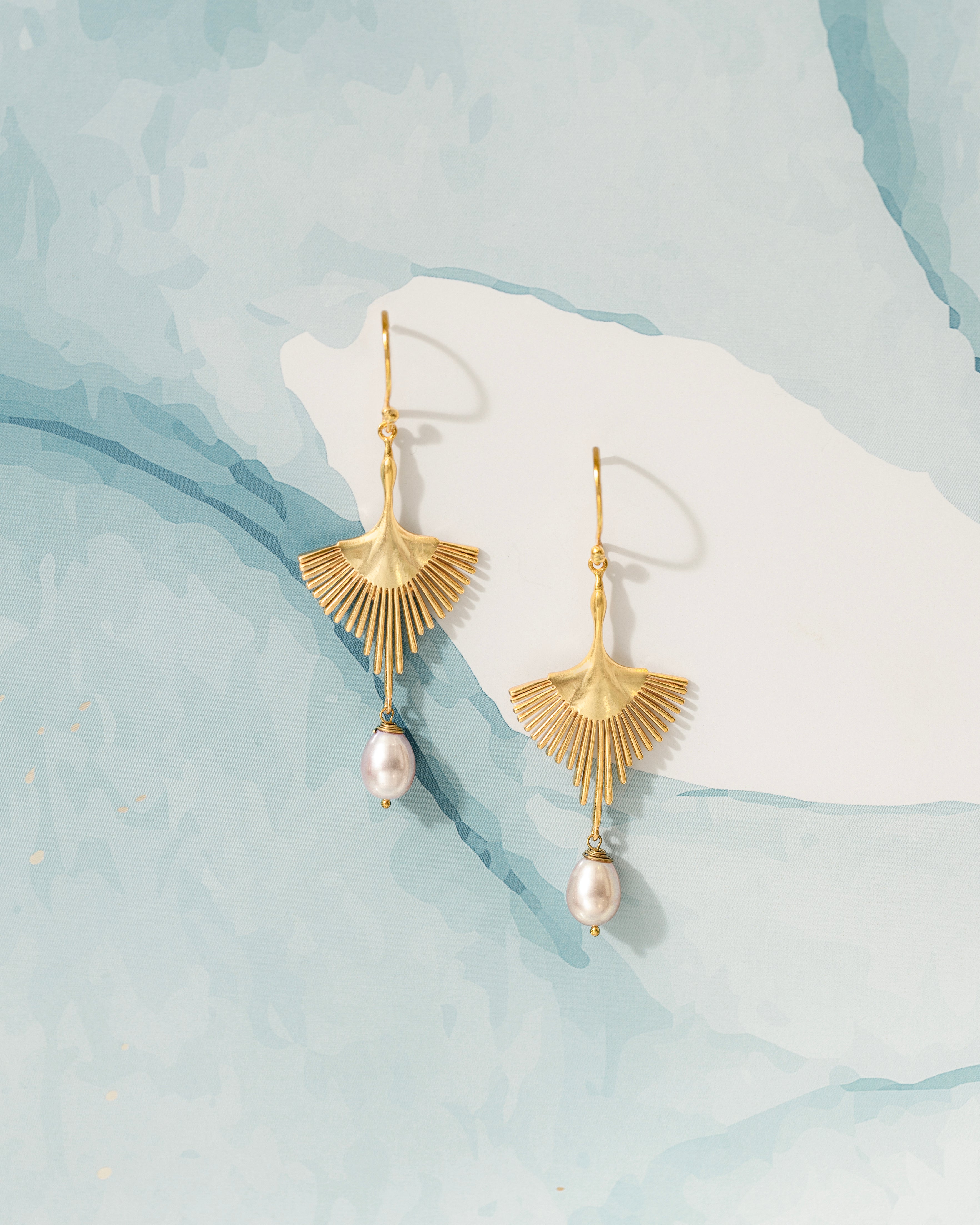 EAGLE PEARL DROP EARRINGS