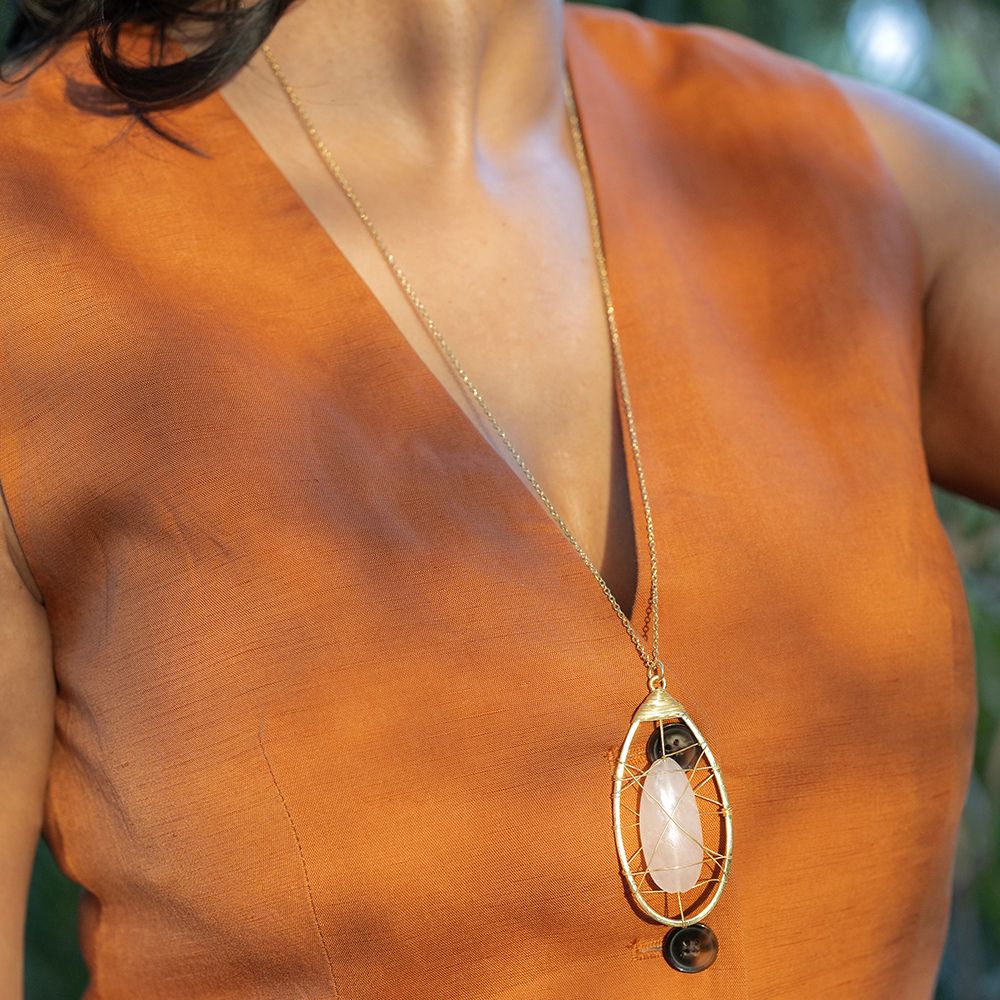 ROSE QUARTZ WIRE PENDANT NECKLACE