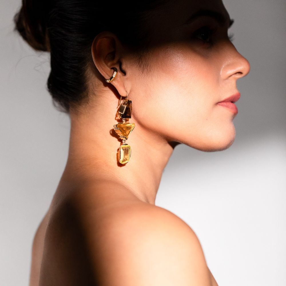 GEO SLEEK EARCUFF IN GOLD