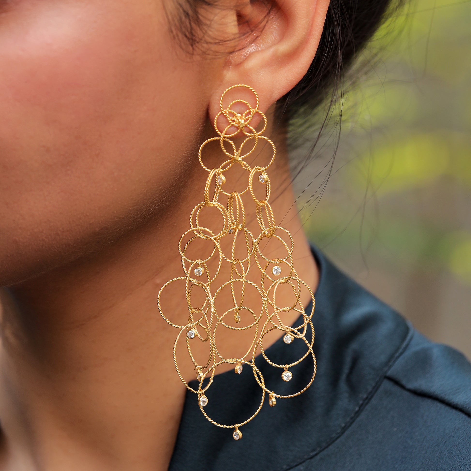 STATEMENT RINGLETS WITH DIAMONDS