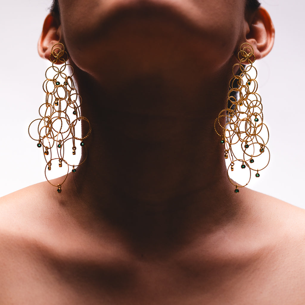 STATEMENT RINGLETS WITH EMERALDS