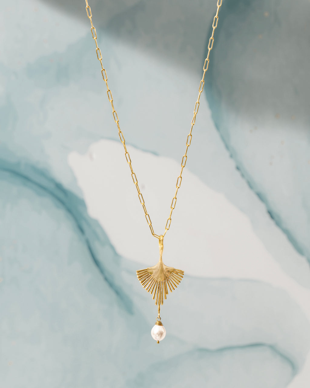 EAGLE PEARL DROP PENDANT