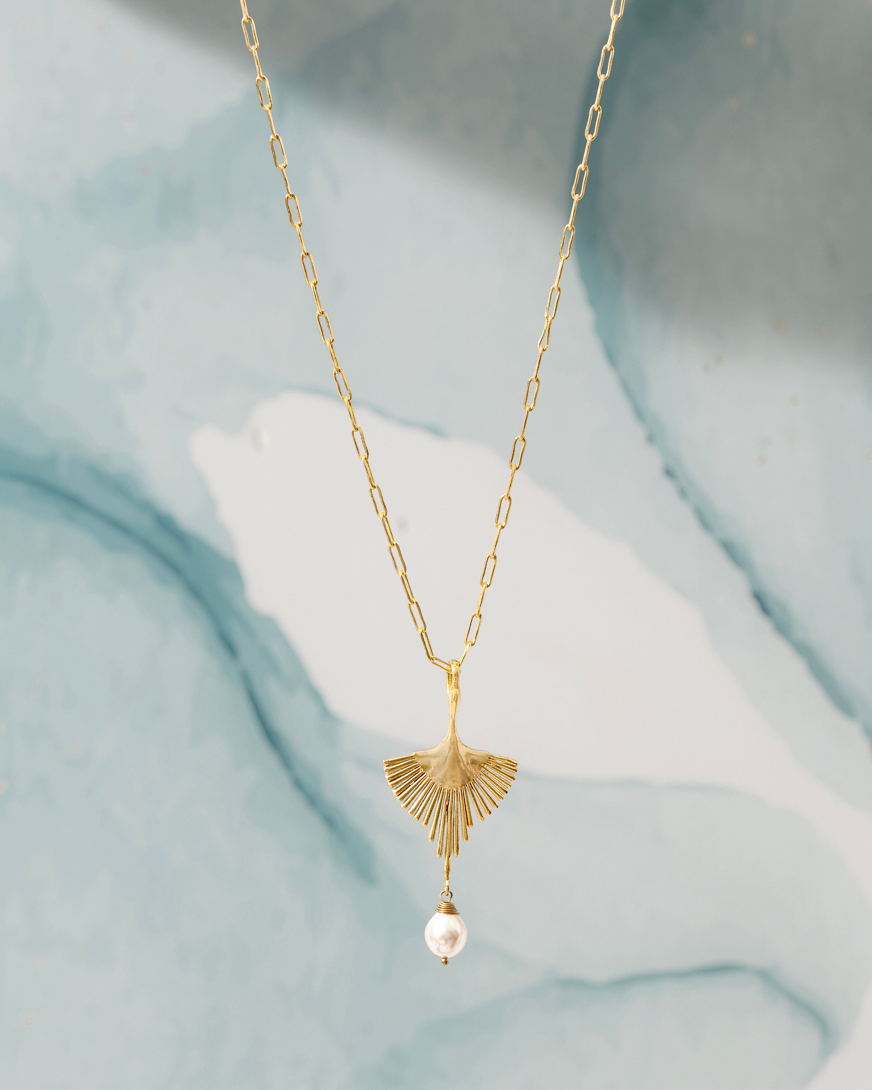 EAGLE PEARL DROP PENDANT
