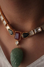 CARNELLION & IOLITE CHOKER