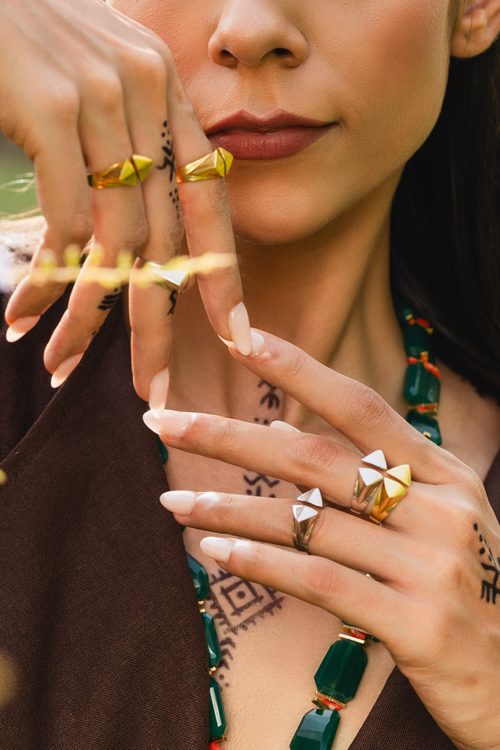 2 BEAKS RING