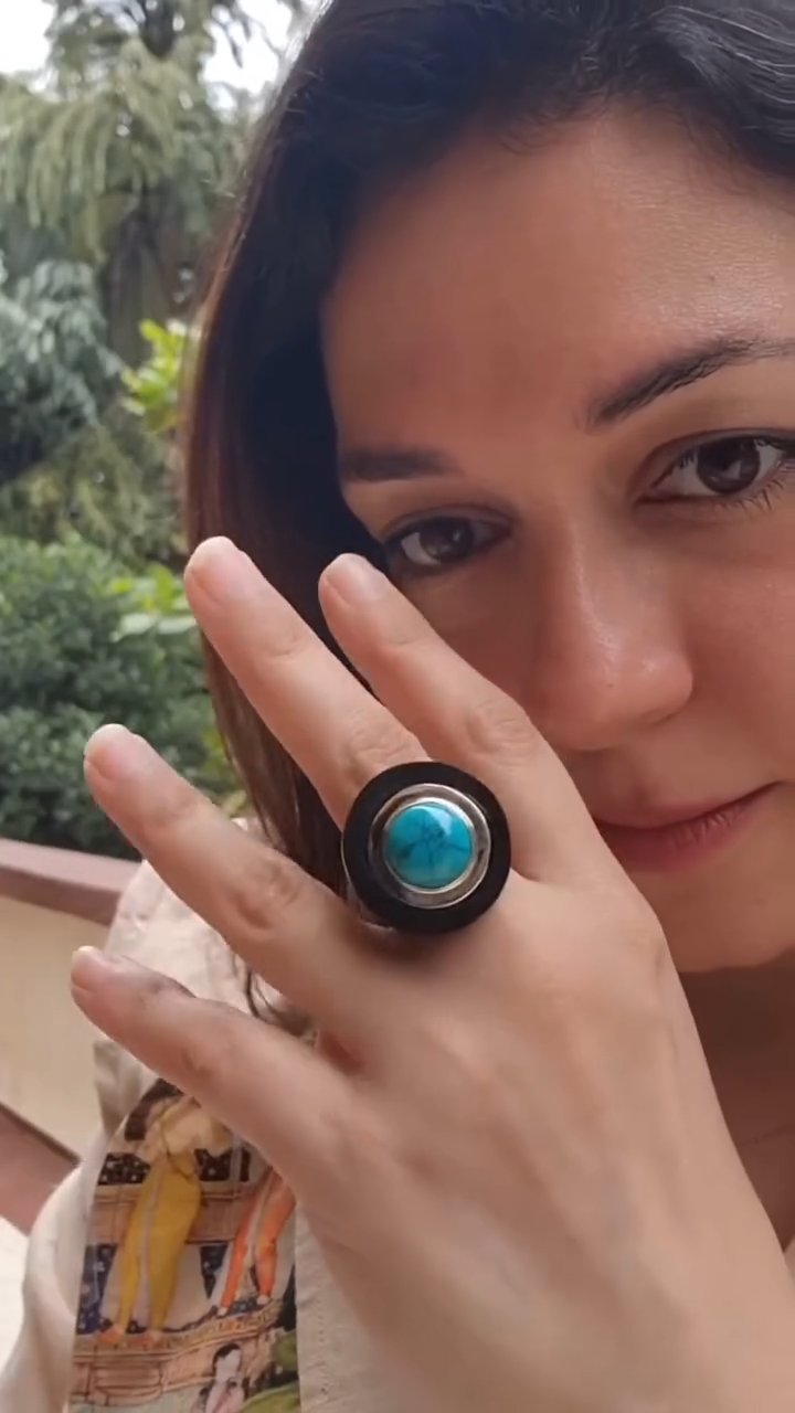 WOODEN TURQUOISE RING