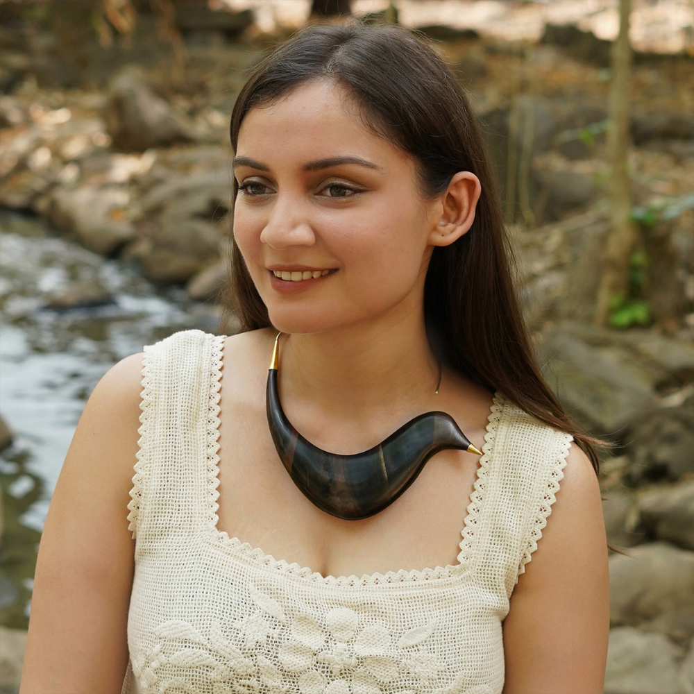 EBONY BIRD NECKLACE